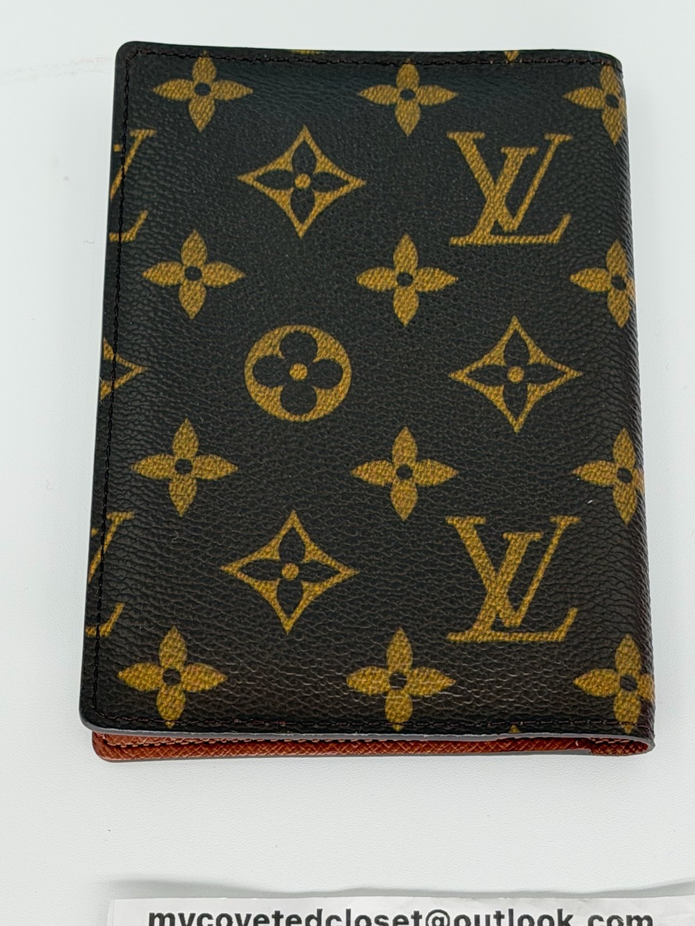 Louis Vuitton Monogram Passport Cover Rank A Condition w/Entrupy COA🤎 - Picture 3 of 15